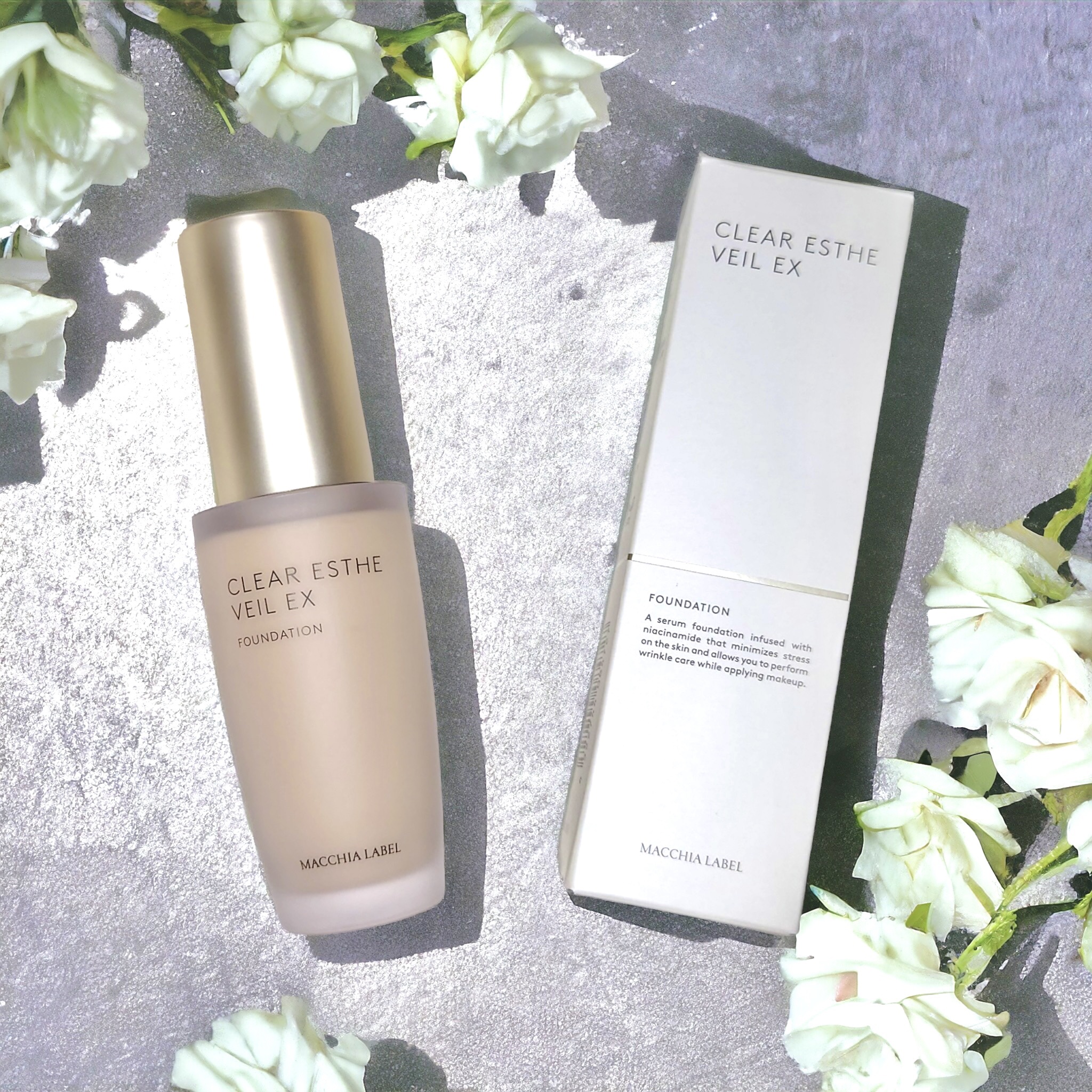 薬用クリアエステヴェールEX 04 ピンクベージュ/Macchia Label/リキッドファンデーションを使ったクチコミ（1枚目）