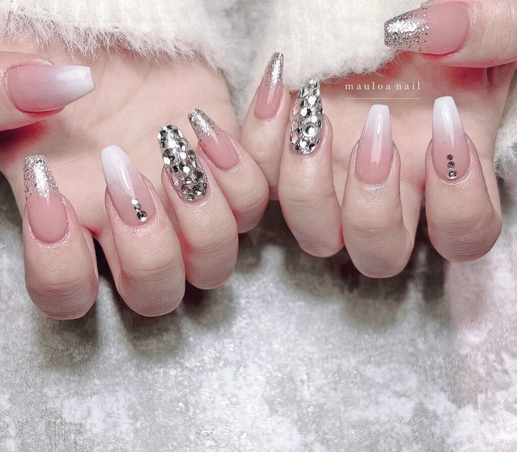 #ベイビーブーマーネイル,#ネイル,#アートネイル,#埋め尽くしネイルネイル,#ミラーアートネイル,#リングネイル,#ヌーディーネイル,#白グラデネイル,#ワンホンネイル,#きらきらネイル,#グリッターネイル,#パーツネイル,#キラキラネイル,#ピンクネイル,#春ネイル,#天王寺ネイルのネイルデザイン