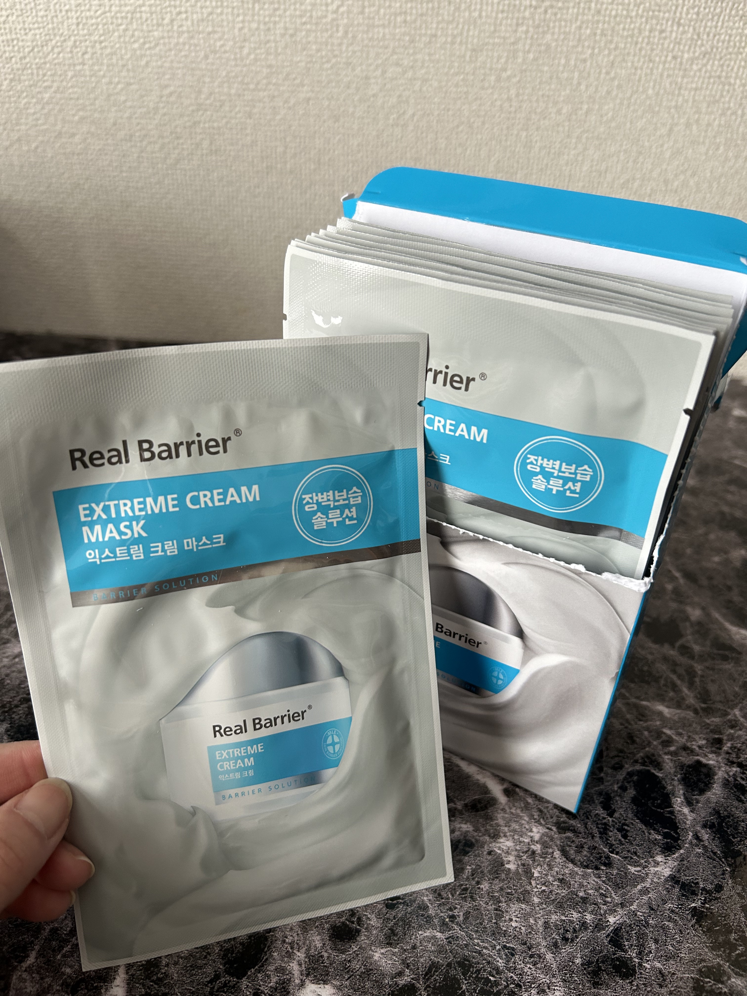 エクストリームクリームアンプル/Real Barrier/美容液を使ったクチコミ（3枚目）
