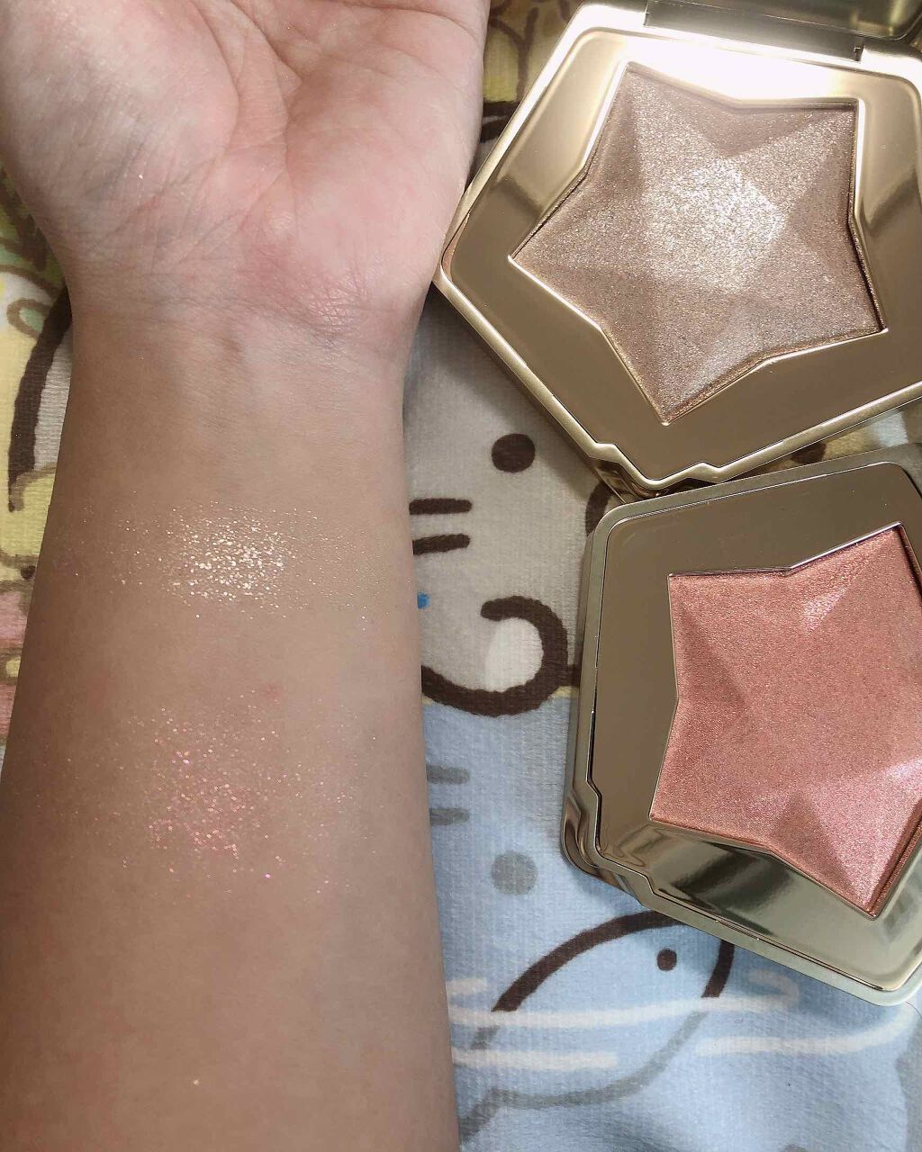 スターダストダイヤモンドハイライトパウダー/PERFECT DIARY/パウダーハイライトを使ったクチコミ(4枚目)