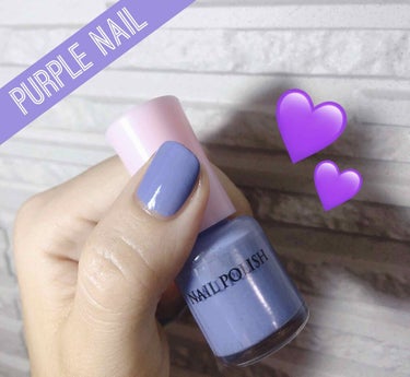 

今回はDAISOでかわいい色見つけたので紹介します💜


NAIL POLISH  - スモークブルー


名前はブルーってあるけど、見ての通り実際はパステルパープルです！笑　でもちょっとブルーも混