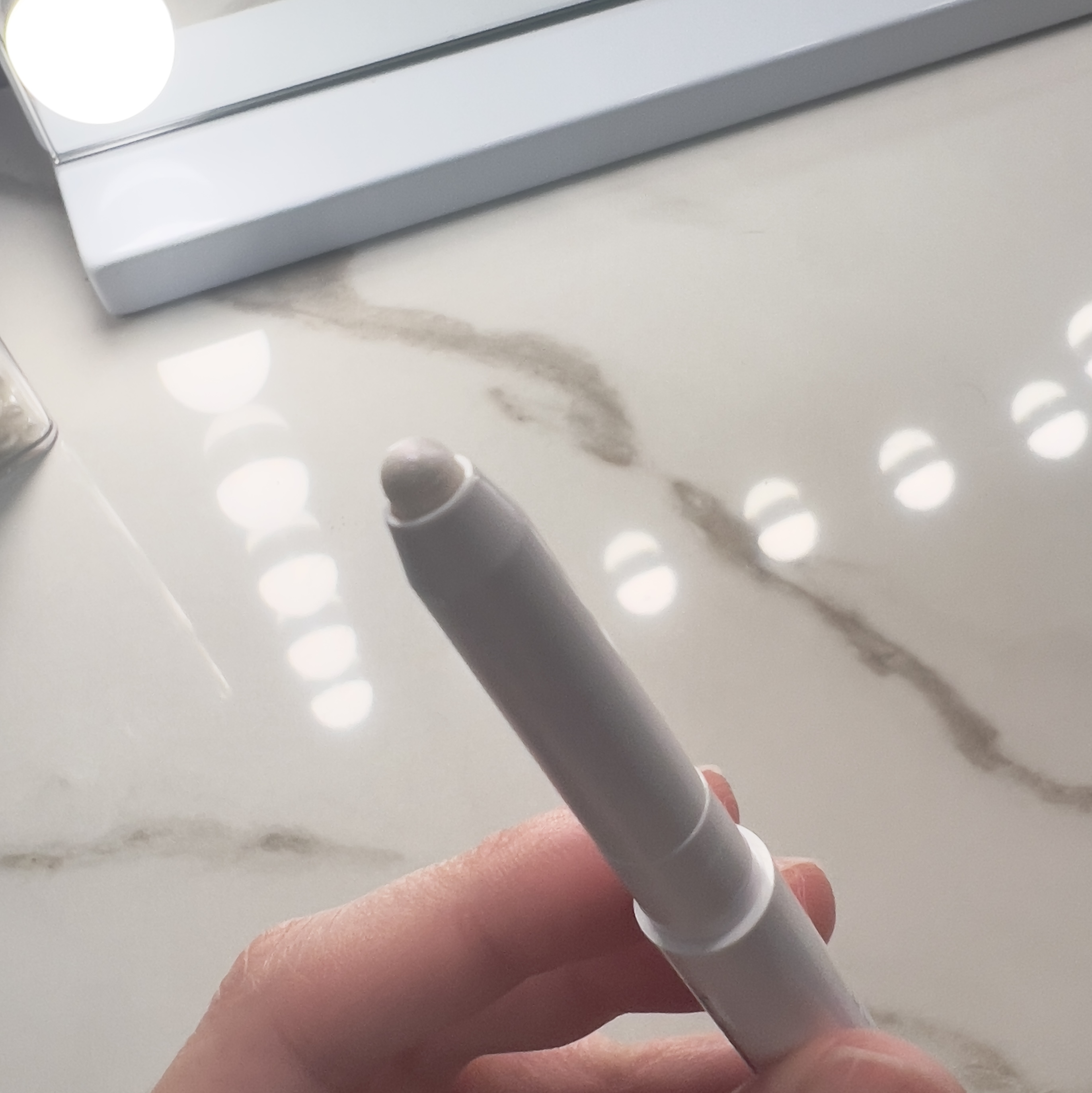 i'm Stick Shadow Glitterr/i’m meme/スティックアイシャドウを使ったクチコミ（2枚目）