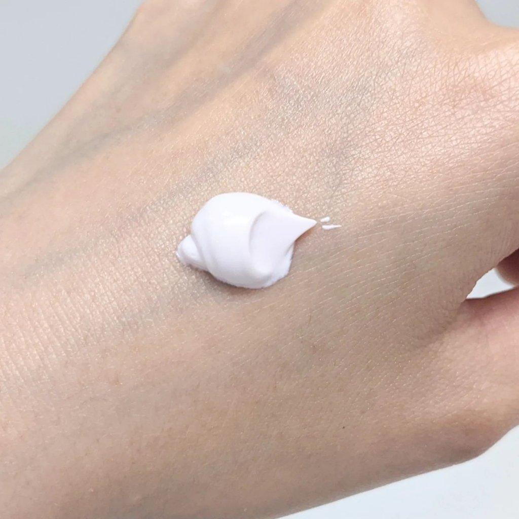 UVディフェンスミー カーミングトーンアップサンクリーム/make prem/日焼け止めクリームを使ったクチコミ（3枚目）