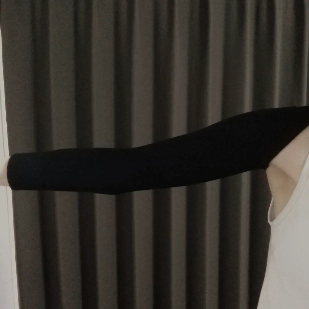 LiLi on LIPS 「スリムな二の腕と美しい姿勢をサポートする二の腕着圧インナー【S..」(5枚目)