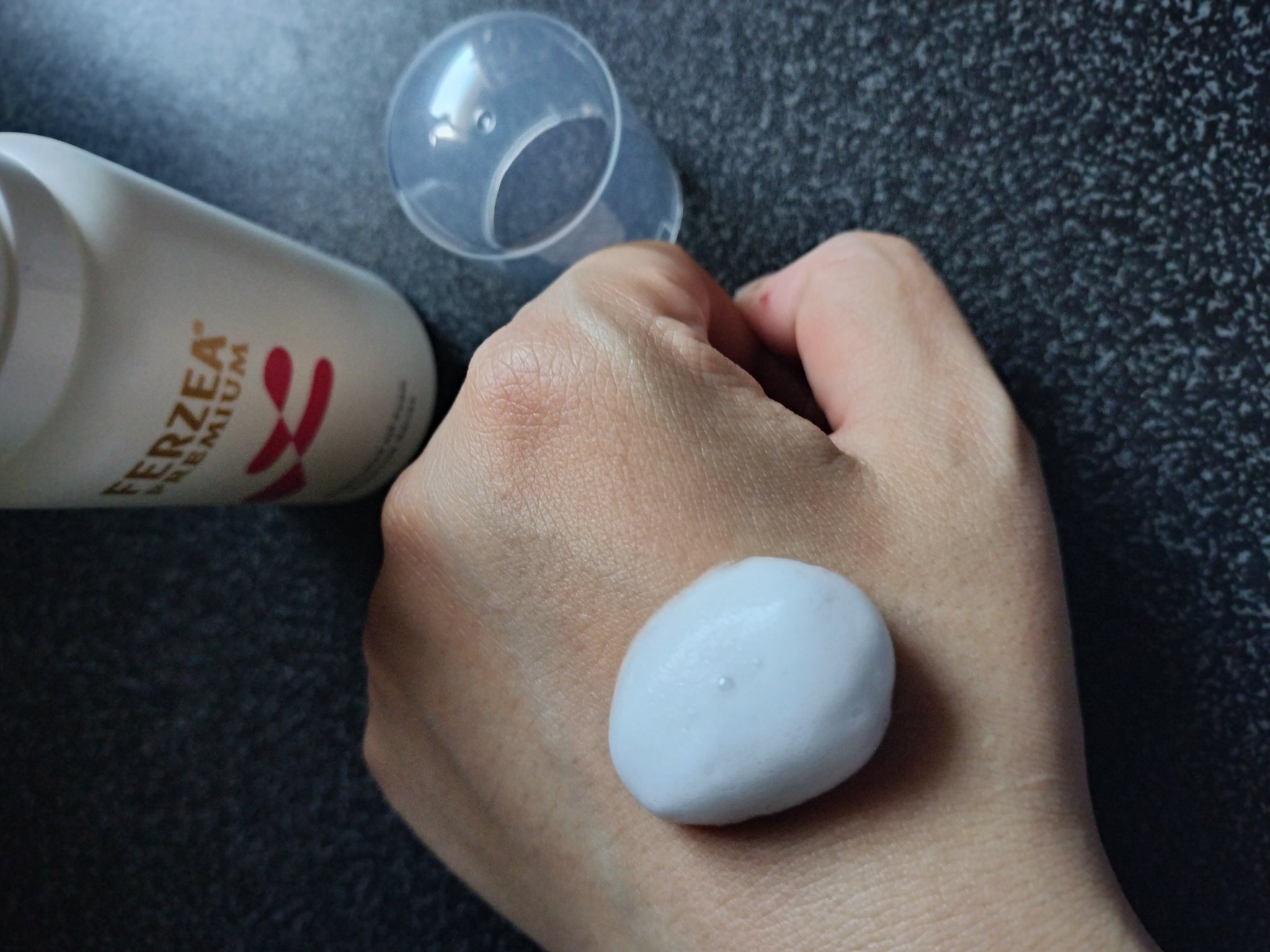 フェルゼアプレミアム 薬用泡の化粧水/フェルゼア/化粧水を使ったクチコミ（2枚目）