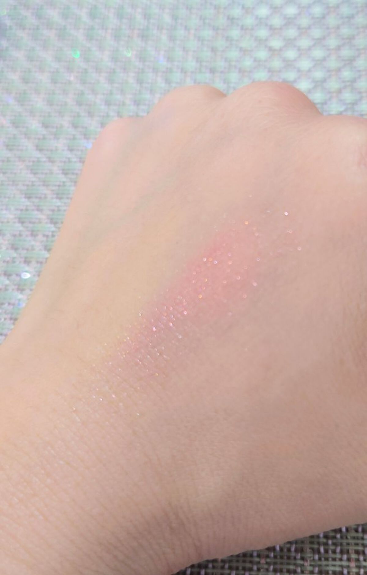 マルチグリッターカラー/ENBAN TOKYO/単色アイシャドウを使ったクチコミ（2枚目）