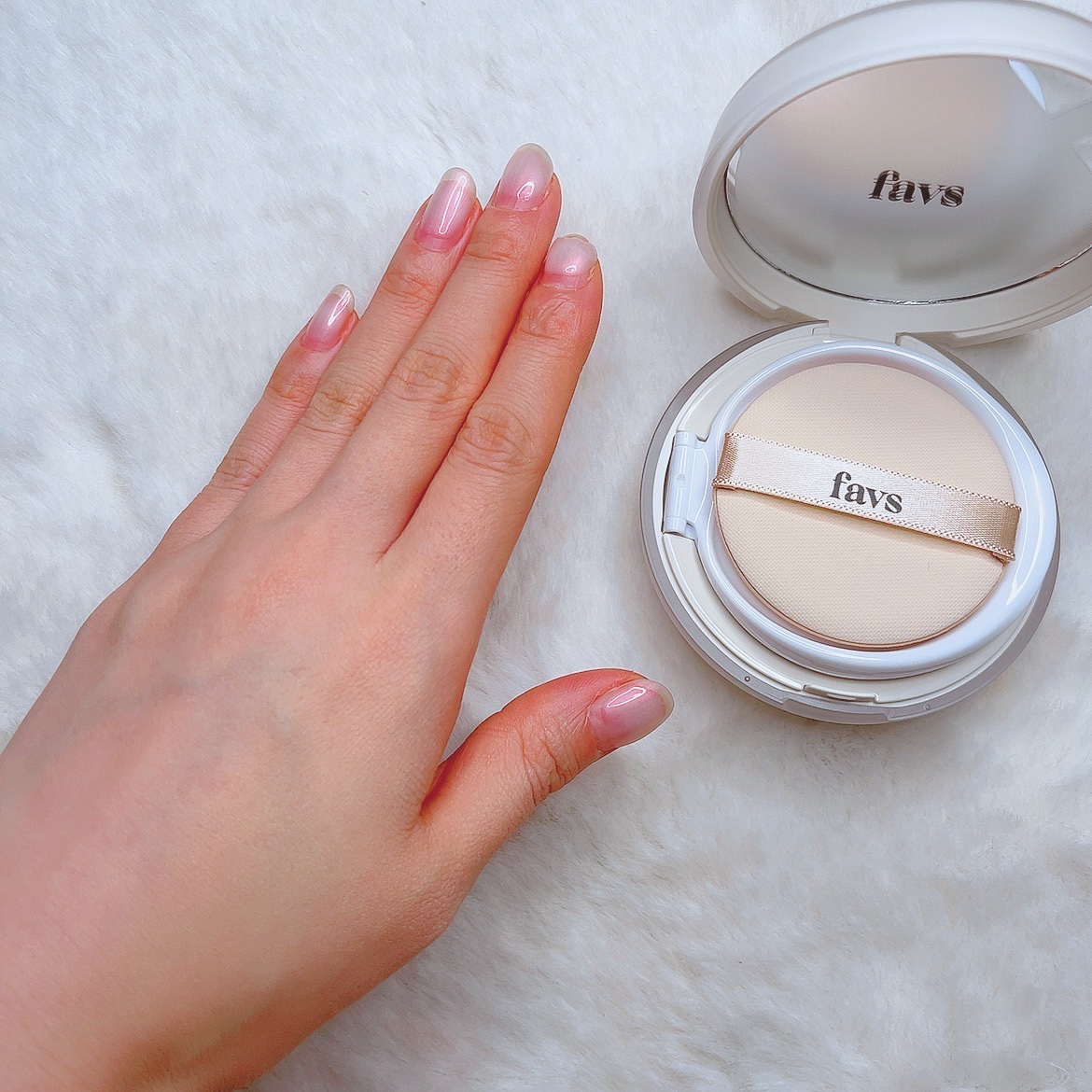 カーミンググロウアップクッションファンデーション バニラ/favs/リキッドファンデーションを使ったクチコミ（3枚目）