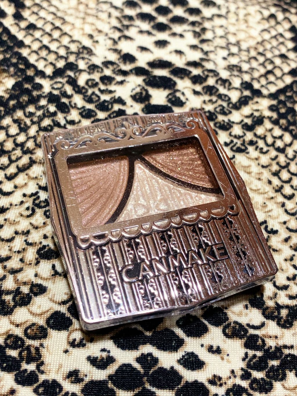 ジューシーピュアアイズ/キャンメイク/アイシャドウパレットを使ったクチコミ（1枚目）