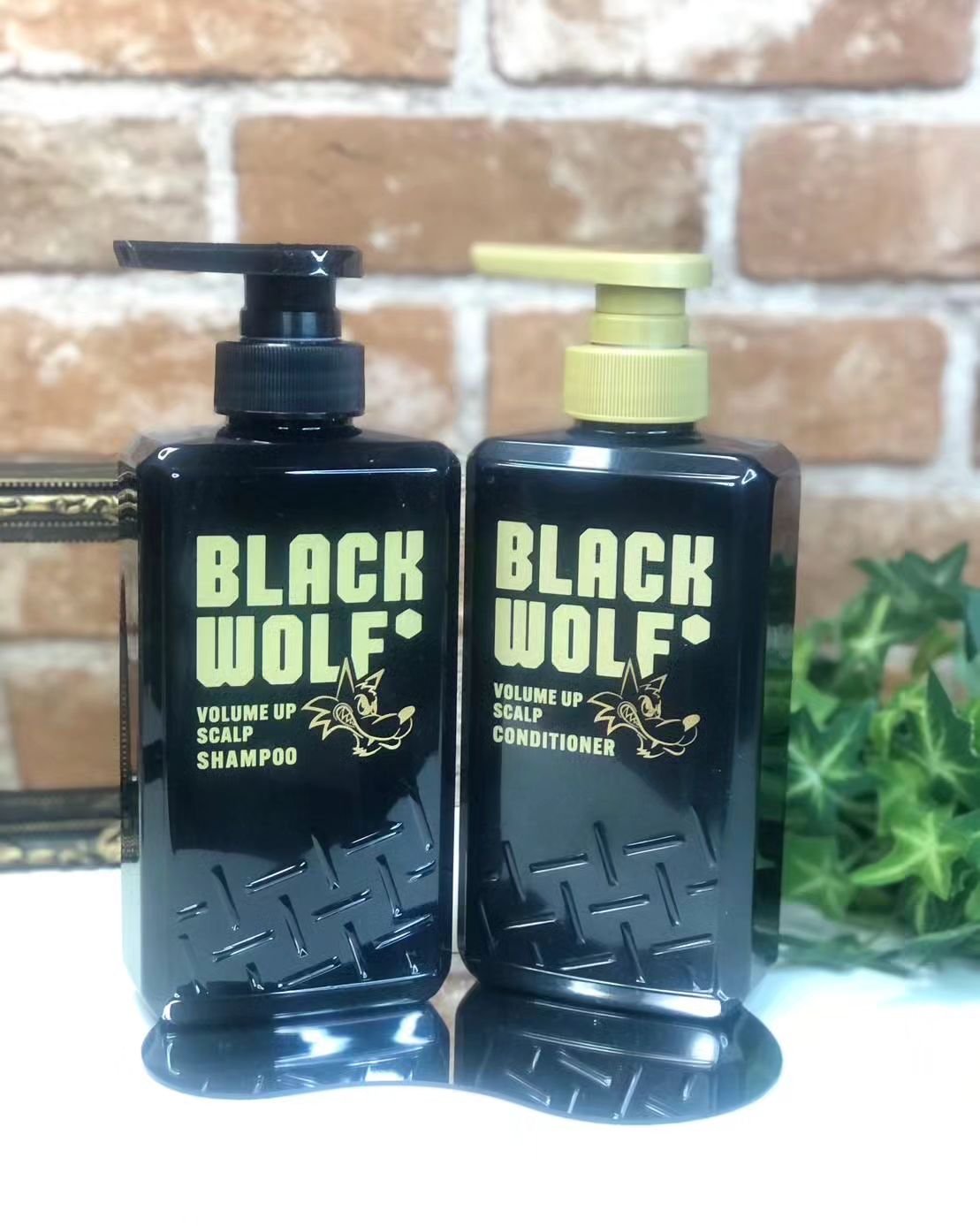 ブラックウルフ　ボリュームアップスカルプシャンプー/大正製薬/市販シャンプーを使ったクチコミ（2枚目）