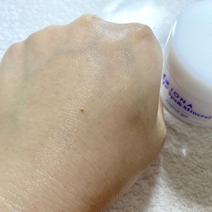 エッセンス ジェル EX/イオナ スパ&ミネラル/オールインワン化粧品を使ったクチコミ(4枚目)