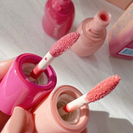 フィー 3Dボリューミンググロス/fwee/リップグロスを使ったクチコミ(4枚目)