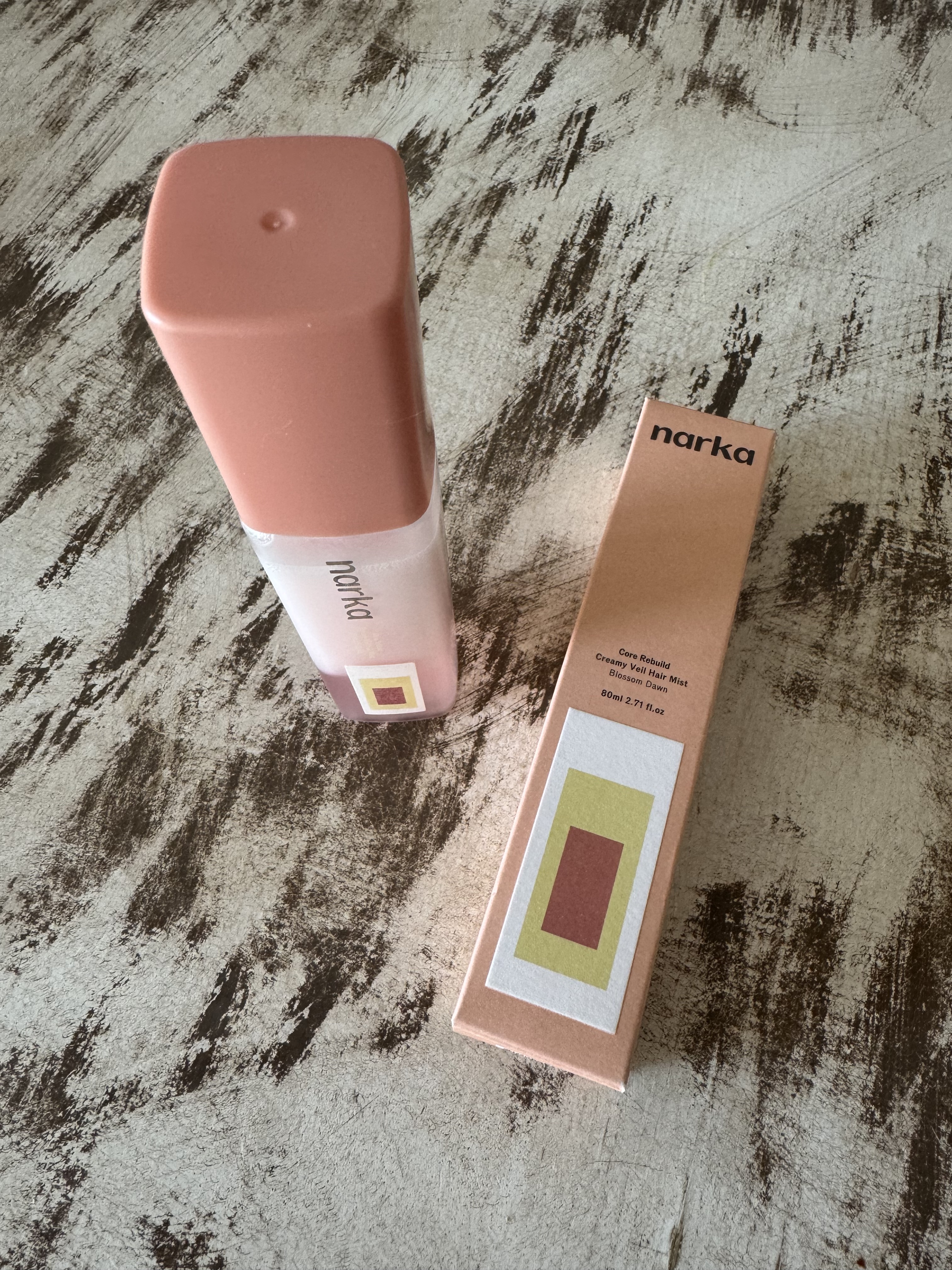 クリーミーベールヘアミスト ブロッサムダン/narka/ヘアミストを使ったクチコミ（1枚目）