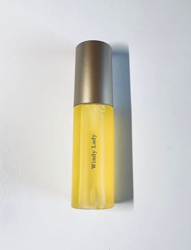 uka uka hair oil Windy Ladyのクチコミ「uka
uka hair oil Windy Lady
50ml   4,400円（税込）

.....」（1枚目）