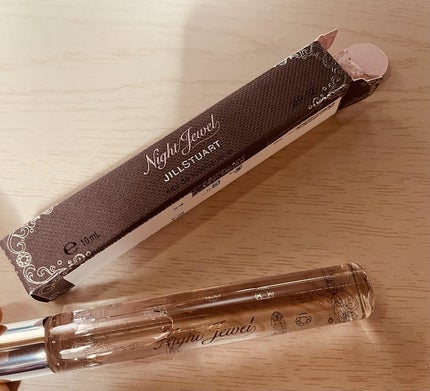 JILL STUART ジルバイ ジルスチュアート オードトワレのクチコミ「ロマンティックなムードと余韻を心に残す香りを、いつでも楽しめるロールオンタイプ はじまりは、甘.....」(1枚目)