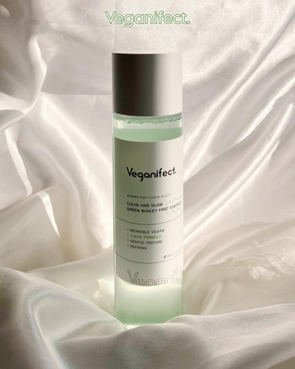 Veganifect 青麦ファーストエッセンスのクチコミ「【#PR】\ さっぱりとした使い心地だけど適度にうるおう🍏ˊ˗ /
❤︎Veganifect.....」(2枚目)