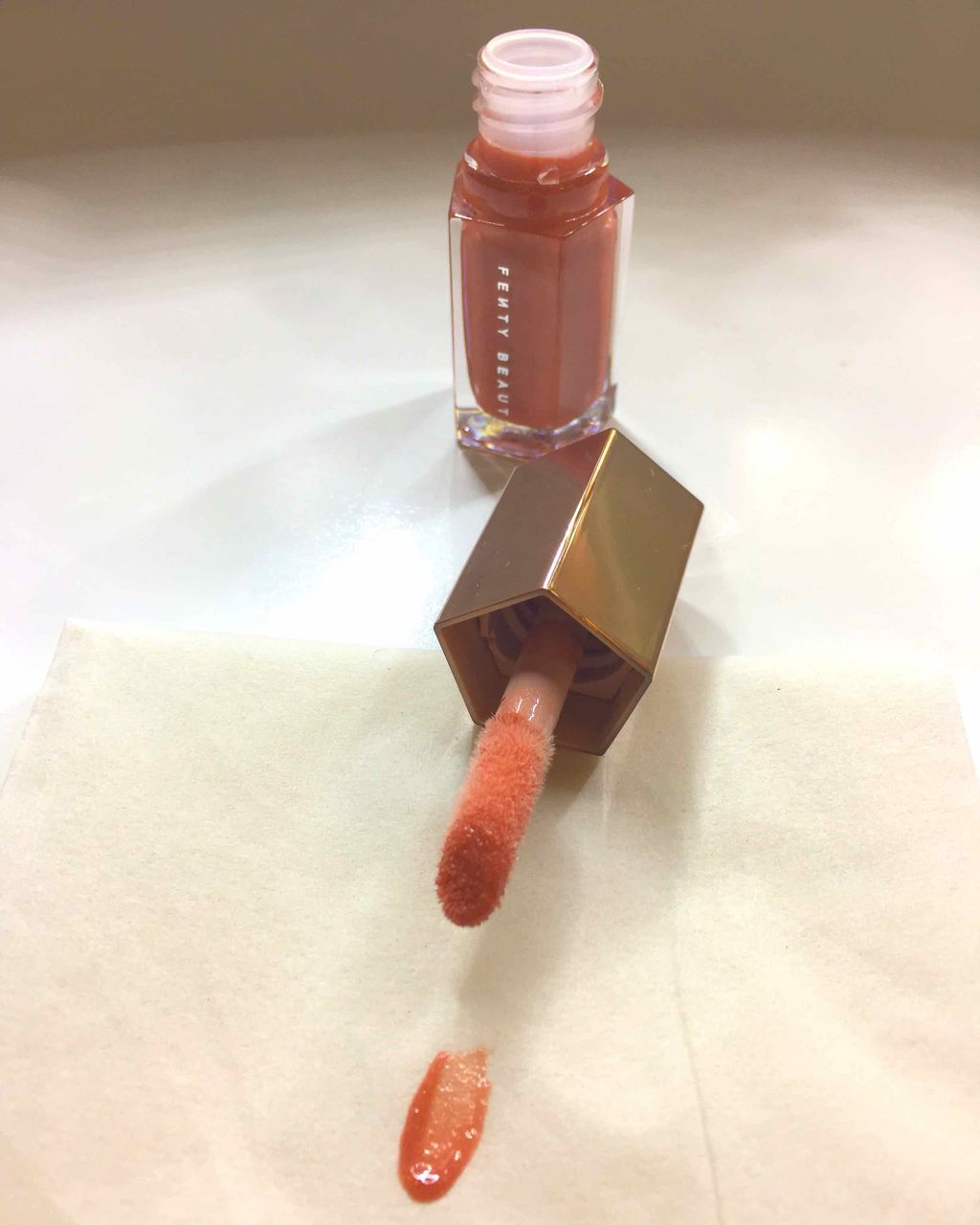 FENTY BEAUTY GLOSS BOMB/FENTY BEAUTY BY RIHANNA/リップグロスを使ったクチコミ(2枚目)