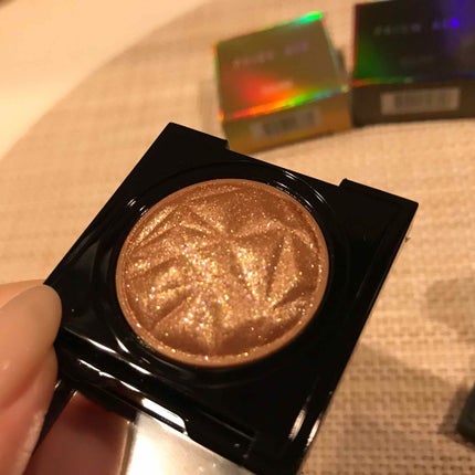 プリズム エアー シャドウ/CLIO/単色アイシャドウを使ったクチコミ(2枚目)