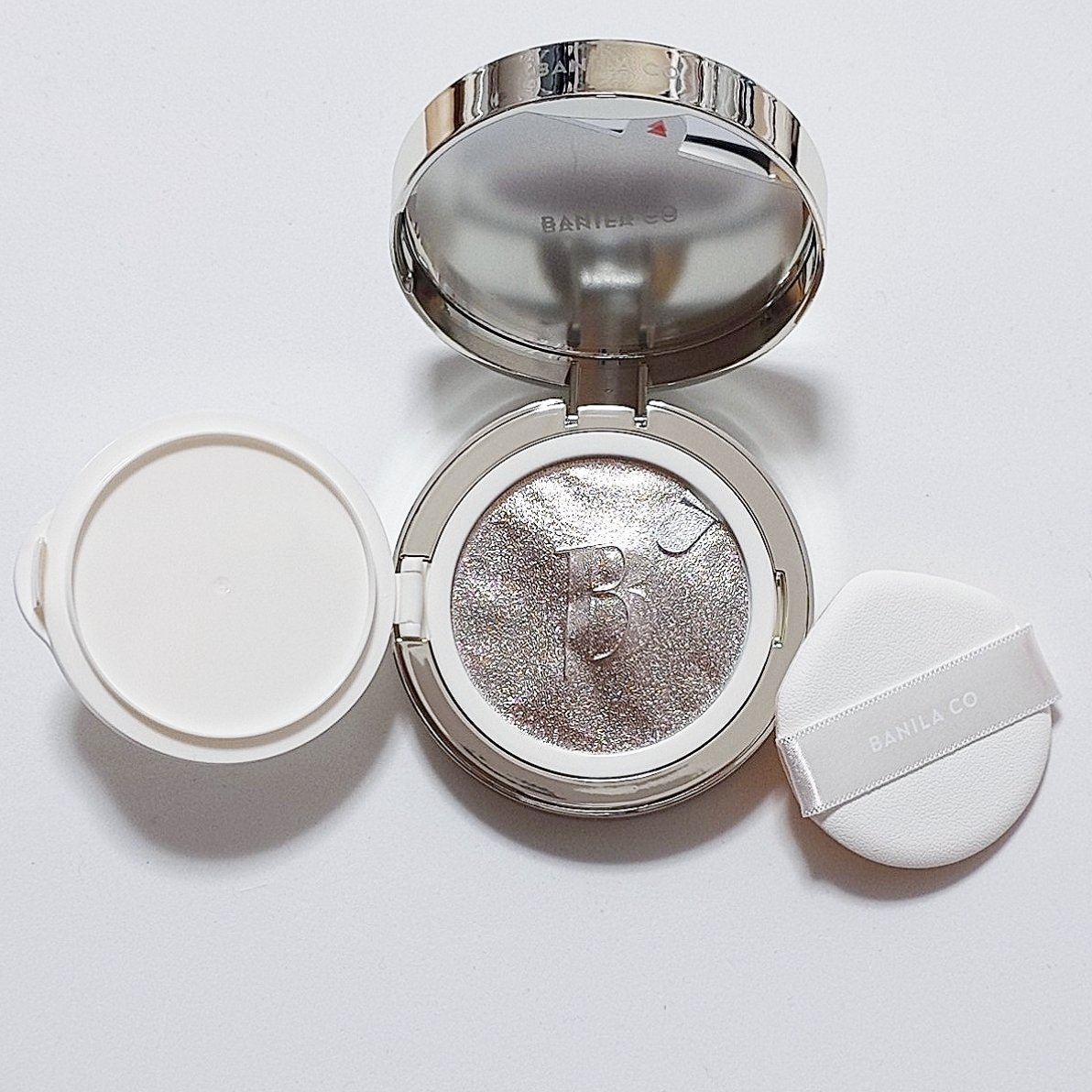 カバーリシャス アルティメット ホワイトクッション/BANILA CO/クッションファンデーションを使ったクチコミ（2枚目）