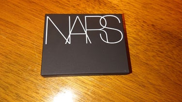 ヴォワヤジュールアイシャドウパレット/NARS/アイシャドウパレットを使ったクチコミ（3枚目）