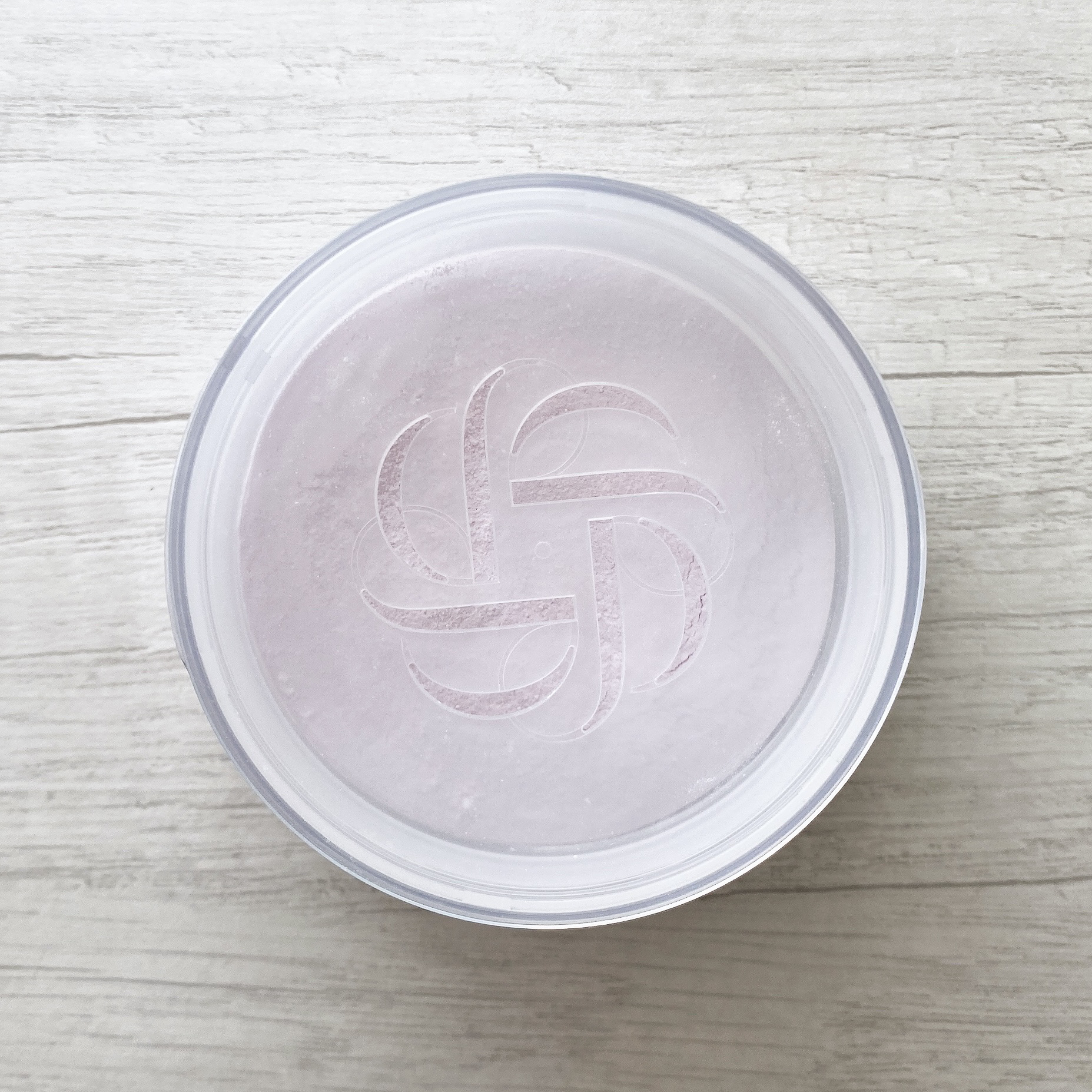 ルース パウダー 02 lucent lilac/DECORTÉ/ルースパウダーを使ったクチコミ（3枚目）