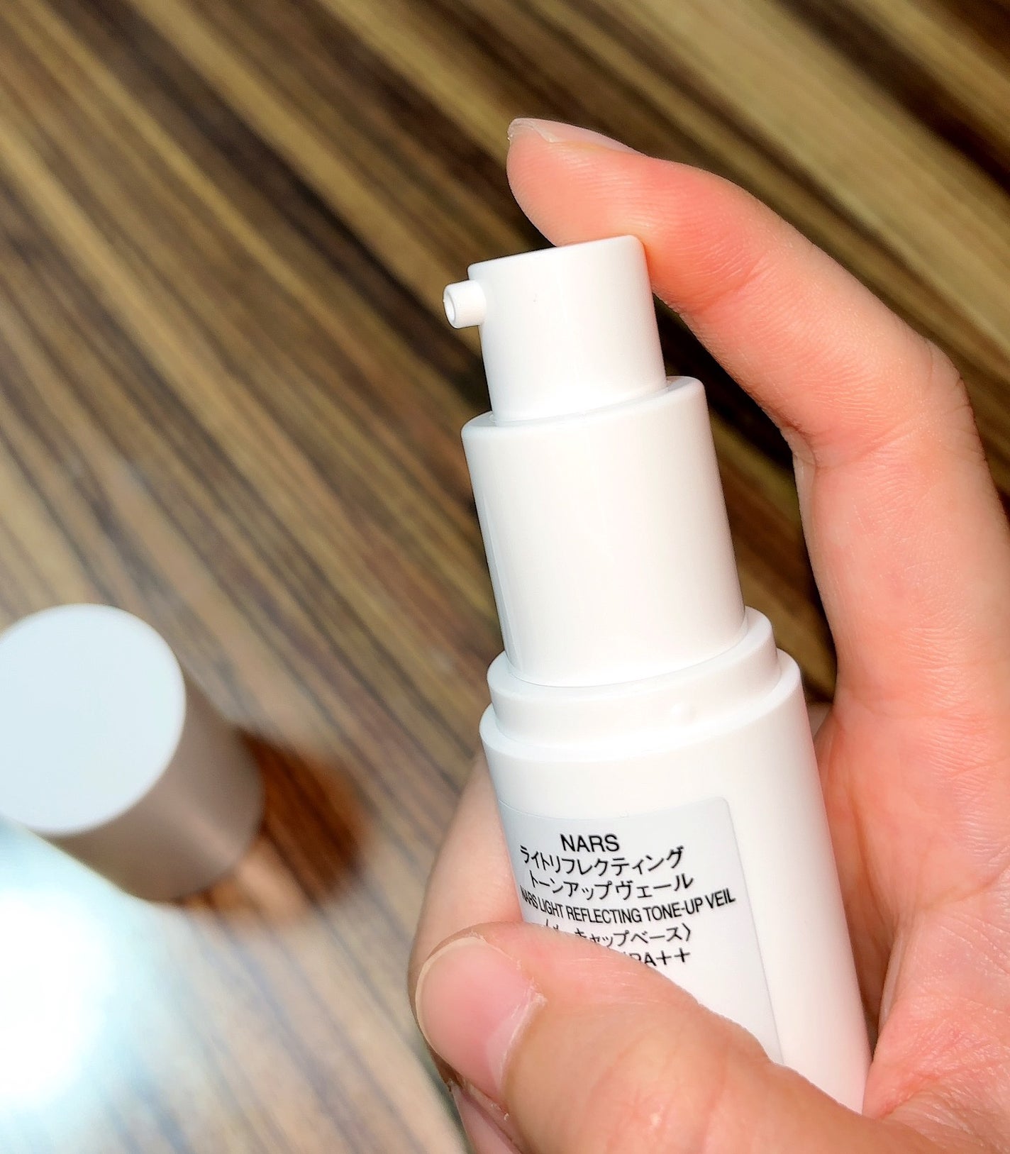ライトリフレクティング トーンアップヴェール/NARS/化粧下地を使ったクチコミ(3枚目)
