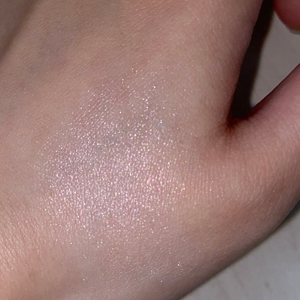 ドレープド シマーグロウ/excel/パウダーハイライトを使ったクチコミ(3枚目)