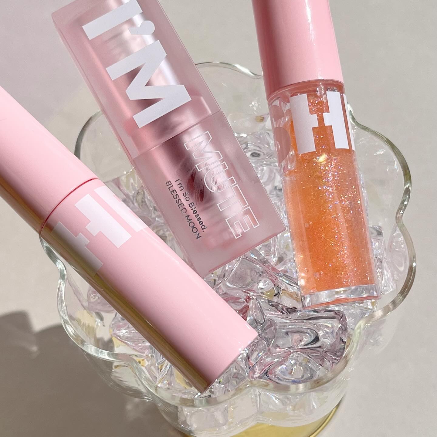 フラッフィリップティント/BLESSED MOON/リップティントを使ったクチコミ（1枚目）