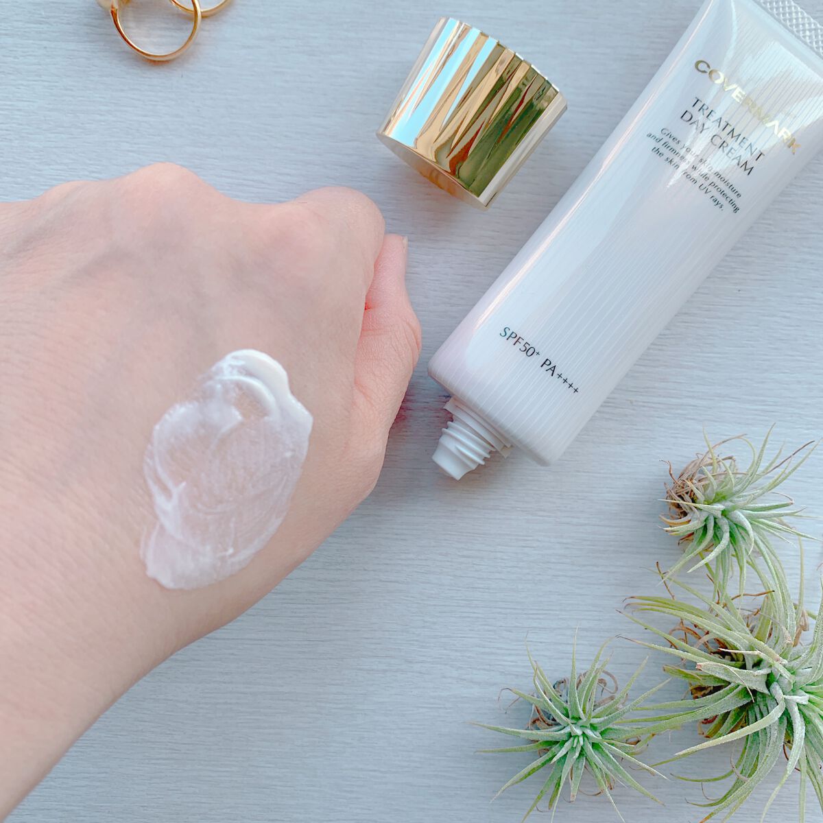 トリートメント デイ クリーム/COVERMARK/日焼け止めクリームを使ったクチコミ(4枚目)