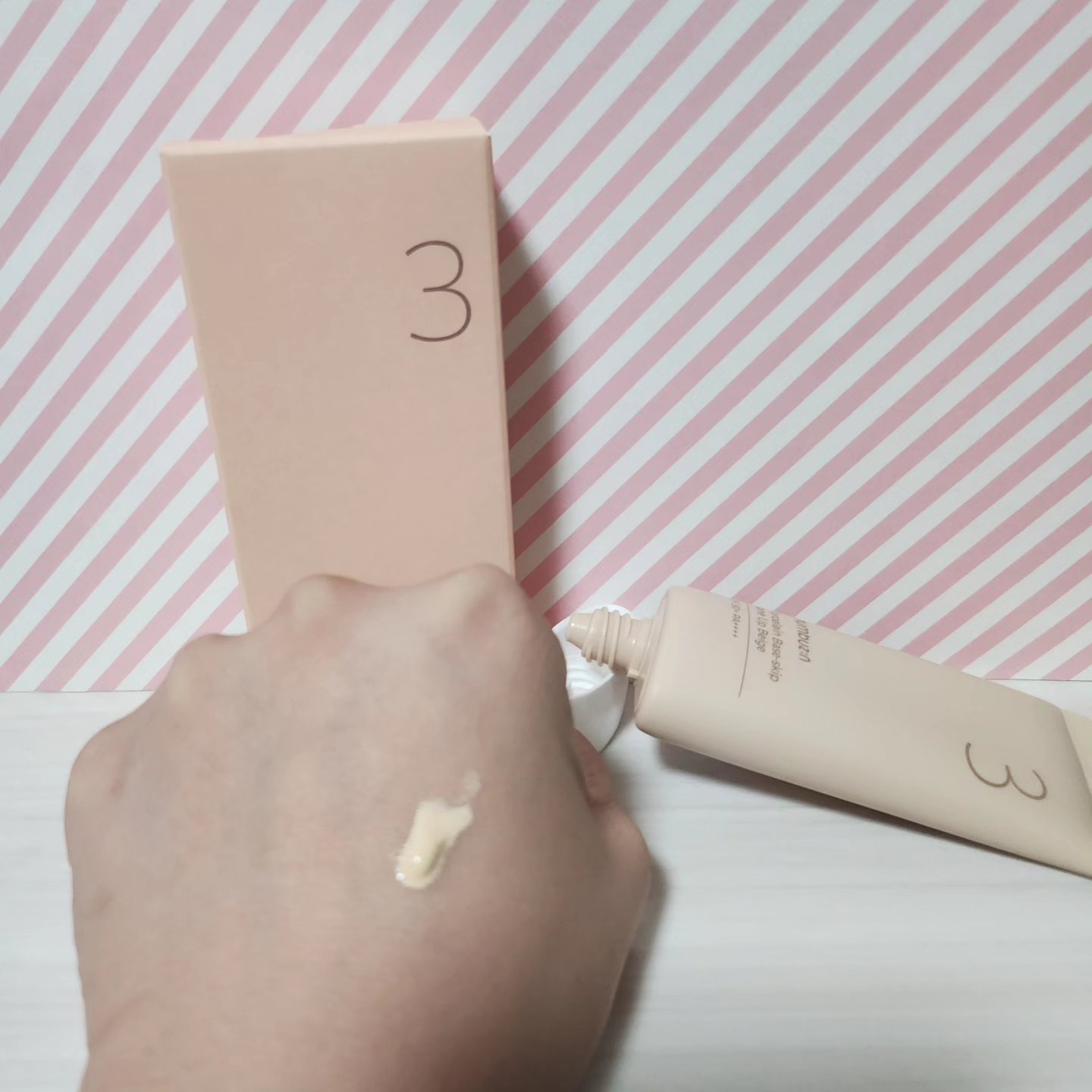 3番 ノーファンデ陶器肌トーンアップクリーム/numbuzin/化粧下地を使ったクチコミ（3枚目）