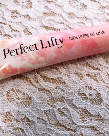 Perfect Lifty TOTAL LIFTING GEL CREAM/R&/フェイスクリームを使ったクチコミ(8枚目)