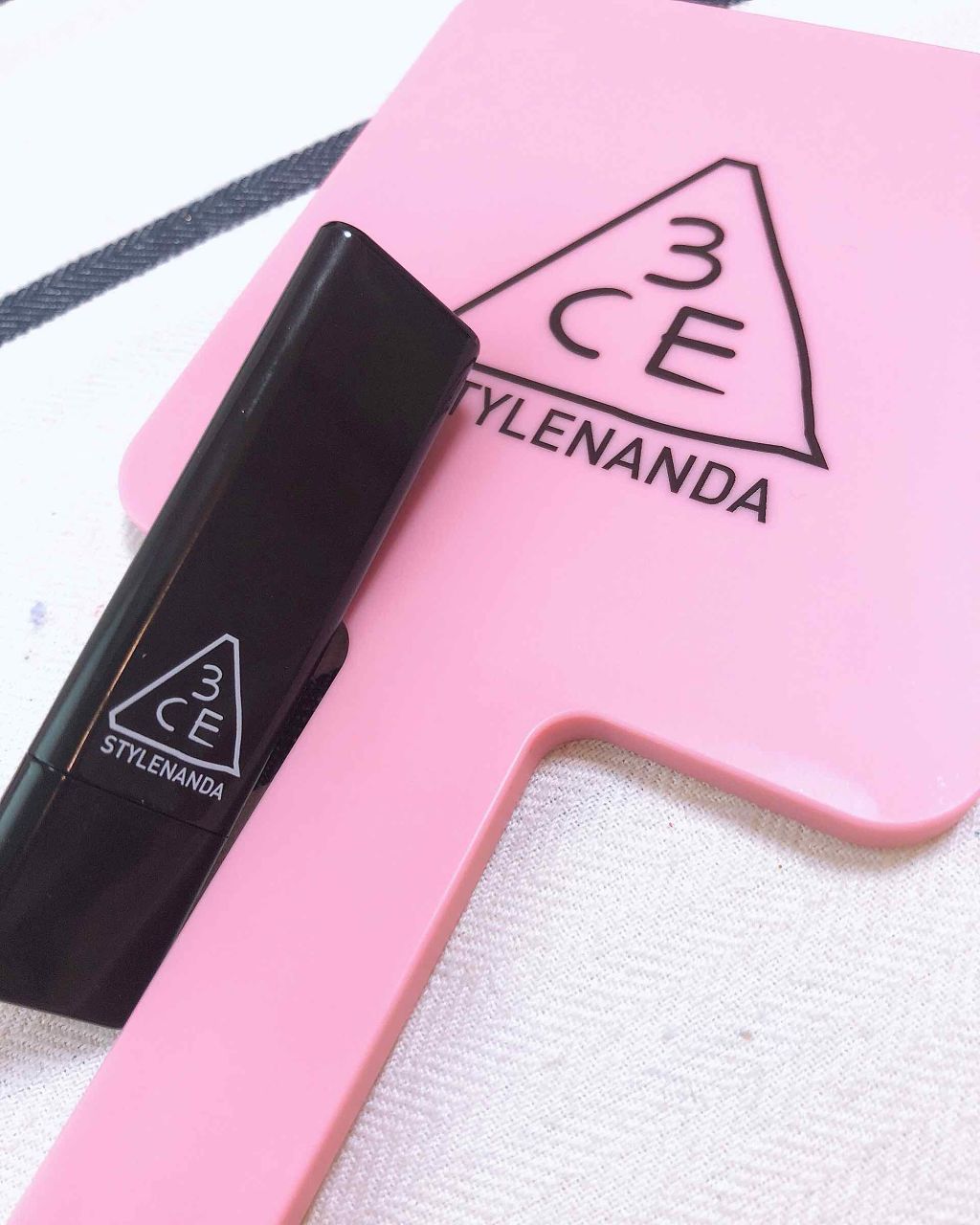 3CE スクエア ミニ ハンドミラー/3CE/その他化粧小物を使ったクチコミ（1枚目）