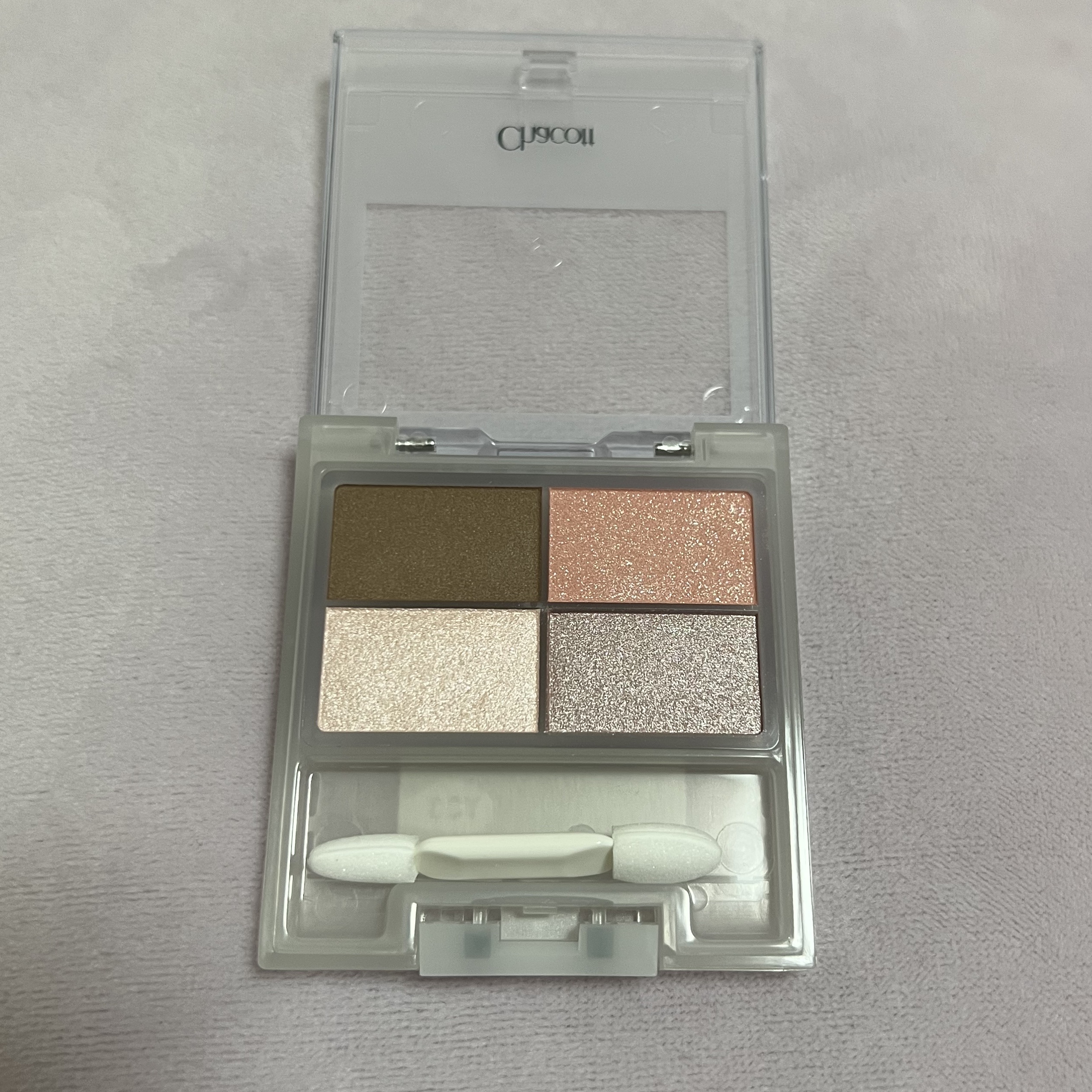 フェイスカラーパレット 513 フラワーガーデン/チャコット・コスメティクス/アイシャドウパレットを使ったクチコミ（1枚目）