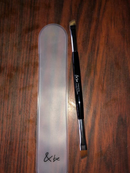 ダブルエンドアイブロウブラシ熊野筆/&be/メイクブラシを使ったクチコミ(1枚目)