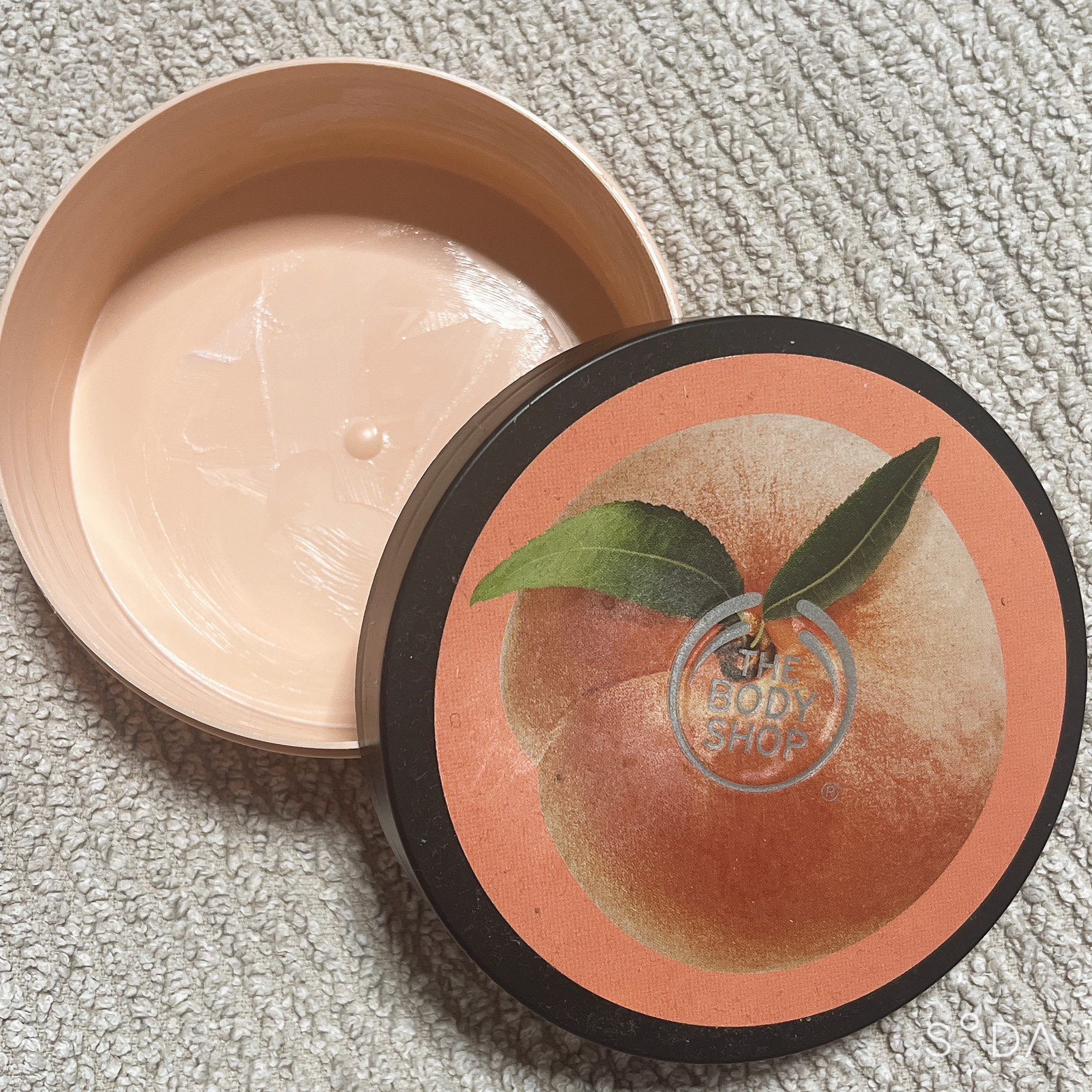 ボディバター ピーチ/THE BODY SHOP/ボディクリームを使ったクチコミ（1枚目）