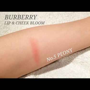 BURBERRY リップ＆チークブルームのクチコミ「
＊＾BURBERRY
　　　◎LIP & CHEEK BLOOM (¥4,000)
　　　　.....」（3枚目）