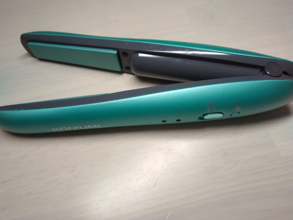 コードレスストレートアイロン KHS-8620/KOIZUMI/ストレートアイロンを使ったクチコミ（1枚目）