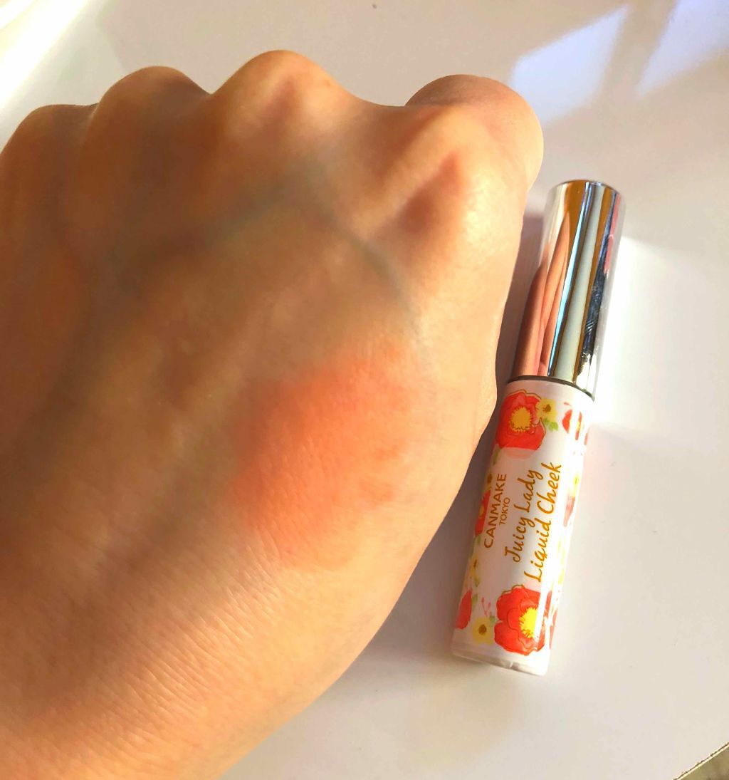 ジューシーレディリキッドチーク/キャンメイク/リキッドチークを使ったクチコミ(2枚目)