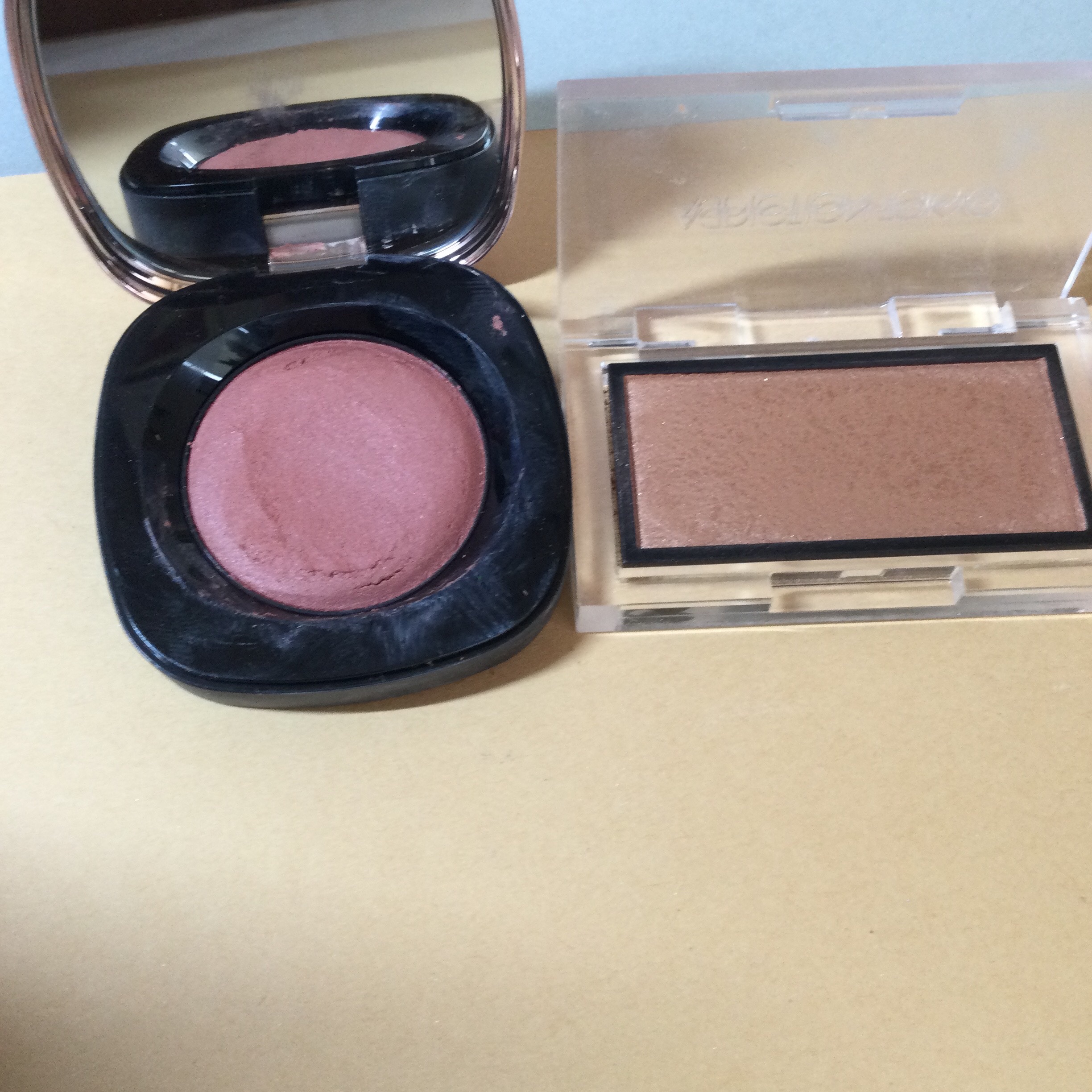 ケイト デザイニングアイブロウ3D/KATE/パウダーアイブロウを使ったクチコミ（3枚目）