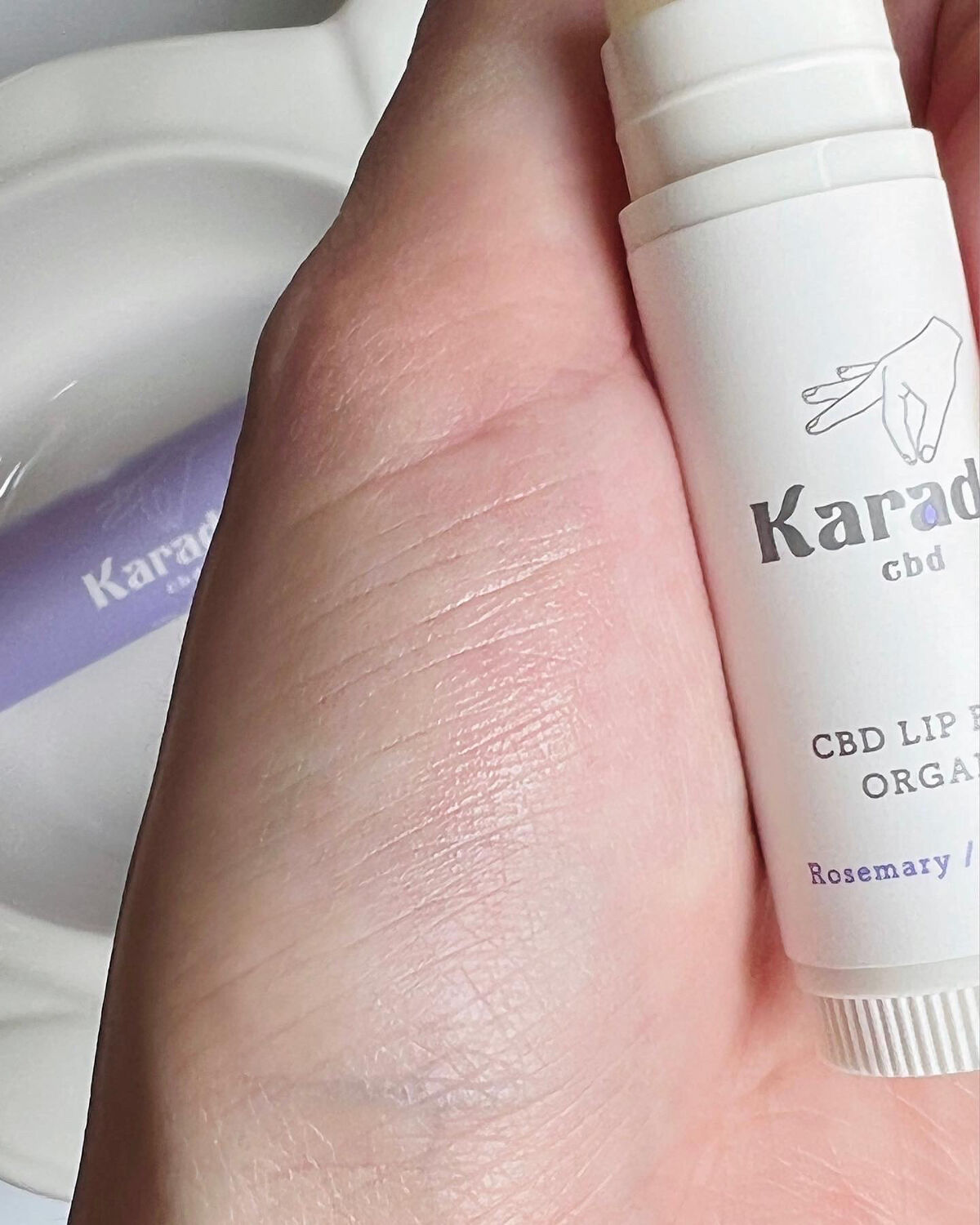 CBDリップバーム/KARADA CBD/リップバームを使ったクチコミ（3枚目）