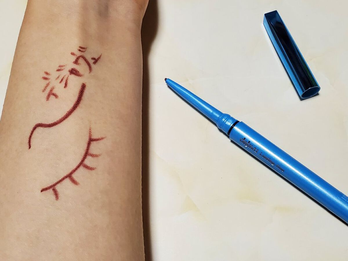 「密着アイライナー」極細クリームペンシル/デジャヴュ/ペンシルアイライナーを使ったクチコミ（3枚目）