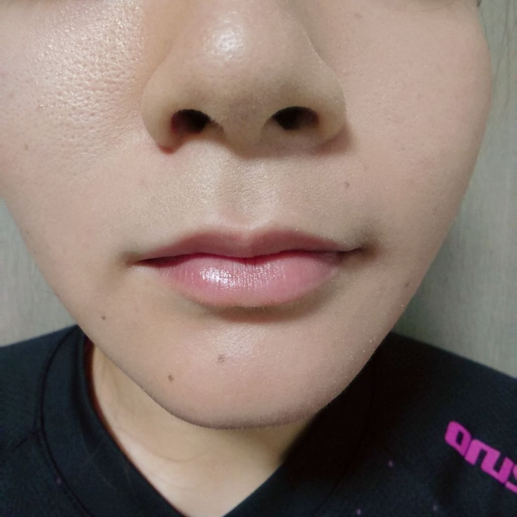 ニベア リッチケア&カラーリップ/ニベア/リップクリームを使ったクチコミ(2枚目)