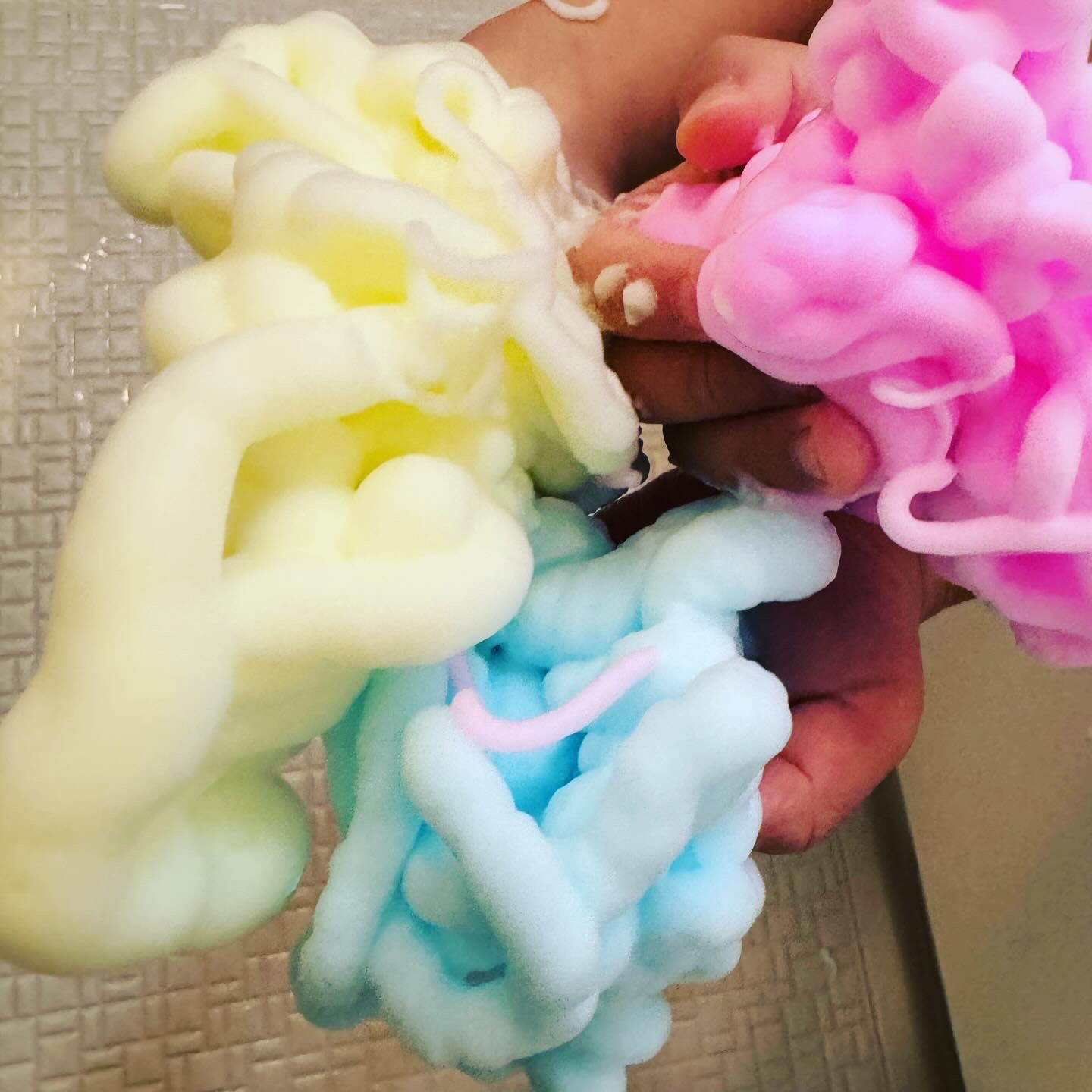 モコアート フォーミングスプレー ブルーベリーの香り/Mocoart/保湿系入浴剤を使ったクチコミ（2枚目）