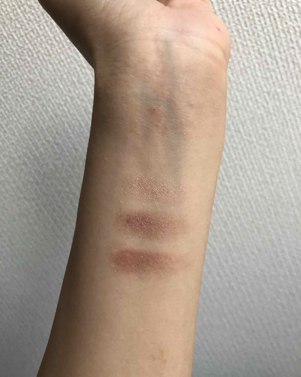 トーンアップアイシャドウ/CEZANNE/アイシャドウパレットを使ったクチコミ(2枚目)