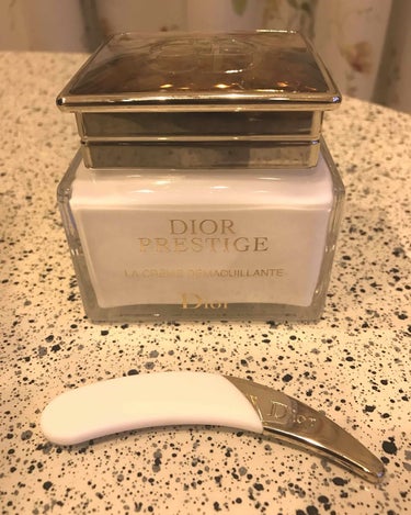 Dior プレステージ ラ クレーム デマキヤントのクチコミ「🌹Dior プレステージ ラ クレーム デマキヤント🌹

こちらクレンジングクリームになります.....」（1枚目）