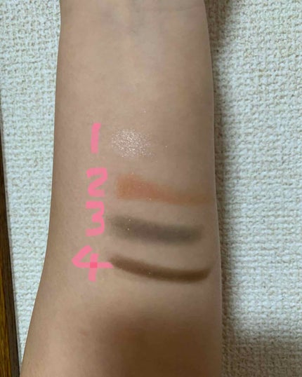 グロッシーリッチ アイズ N/Visée/アイシャドウパレットを使ったクチコミ(3枚目)