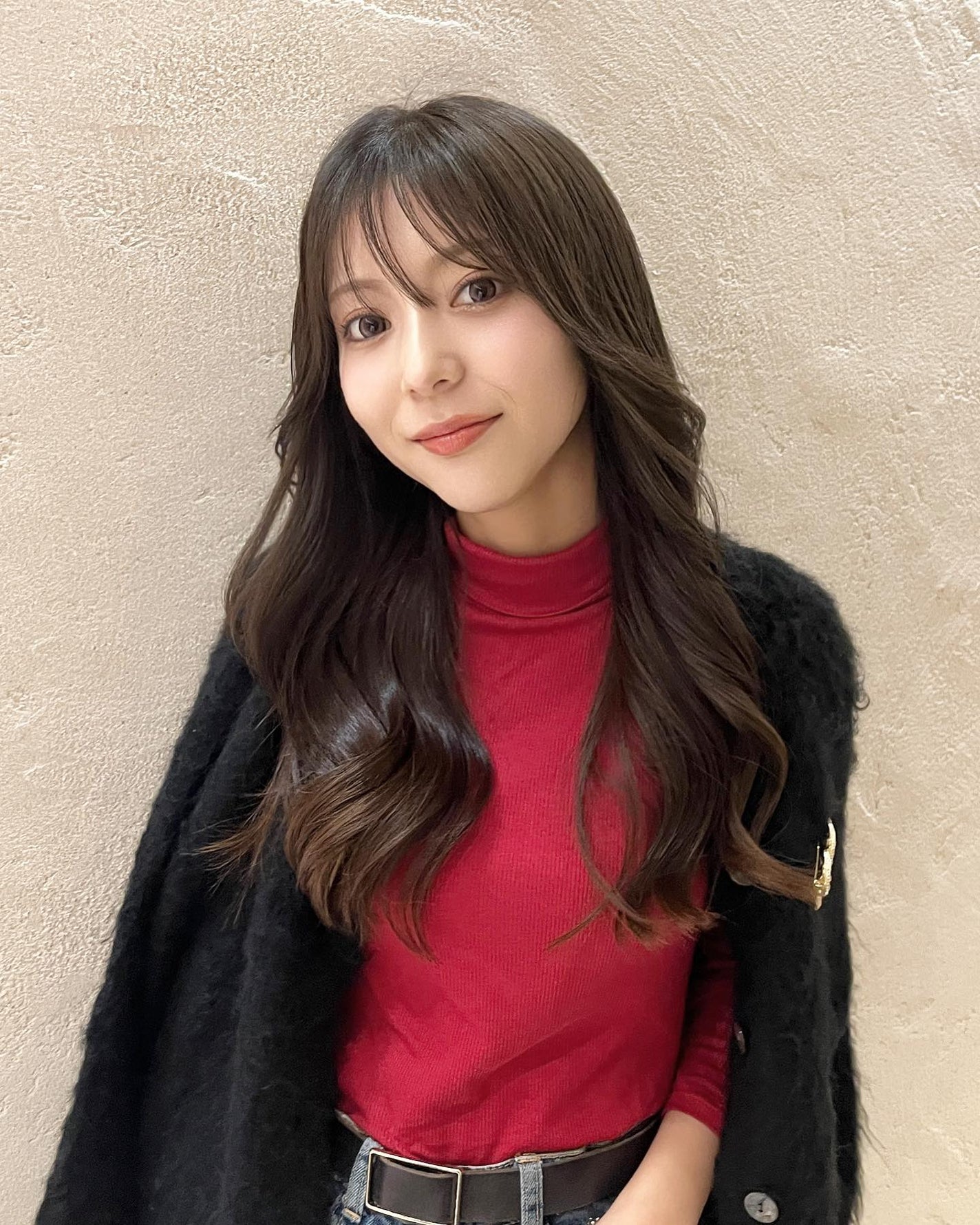 HARUNA on LIPS 「暗めでも柔らかいカラーが人気🩷オリーブと、ラベンダーが透明感強..」(1枚目)