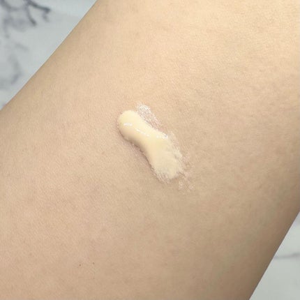 インテンシブ セラム ラディアンス プライマー/BOBBI BROWN/化粧下地を使ったクチコミ(2枚目)