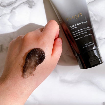 BLACK JELLY WASH(ブラックジェリーウォッシュ)/PLUEST/その他洗顔料を使ったクチコミ(3枚目)