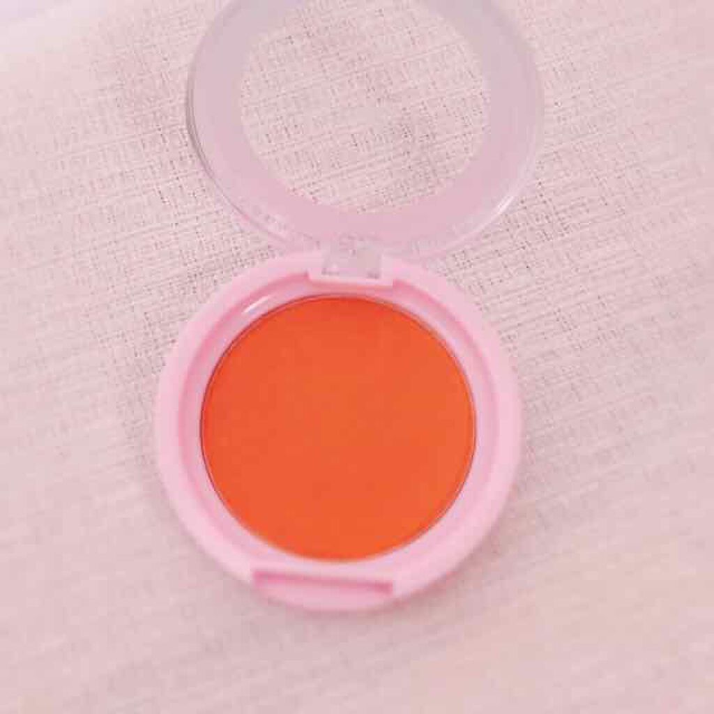 ダイソー×IT GIRL アイシャドウ/DAISO/単色アイシャドウを使ったクチコミ（3枚目）