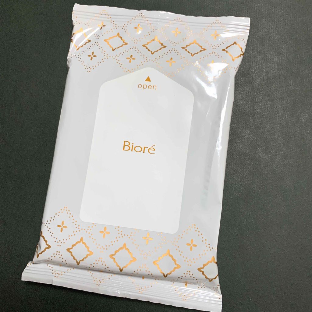 メイクの上からリフレッシュシート うるおいしっとりタイプ/ビオレ/フェイスシートを使ったクチコミ(2枚目)